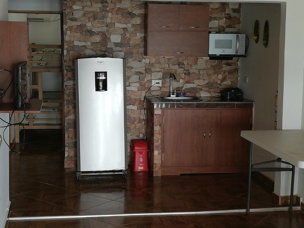 Casa Madriguena Hostel Rincon Ngoại thất bức ảnh