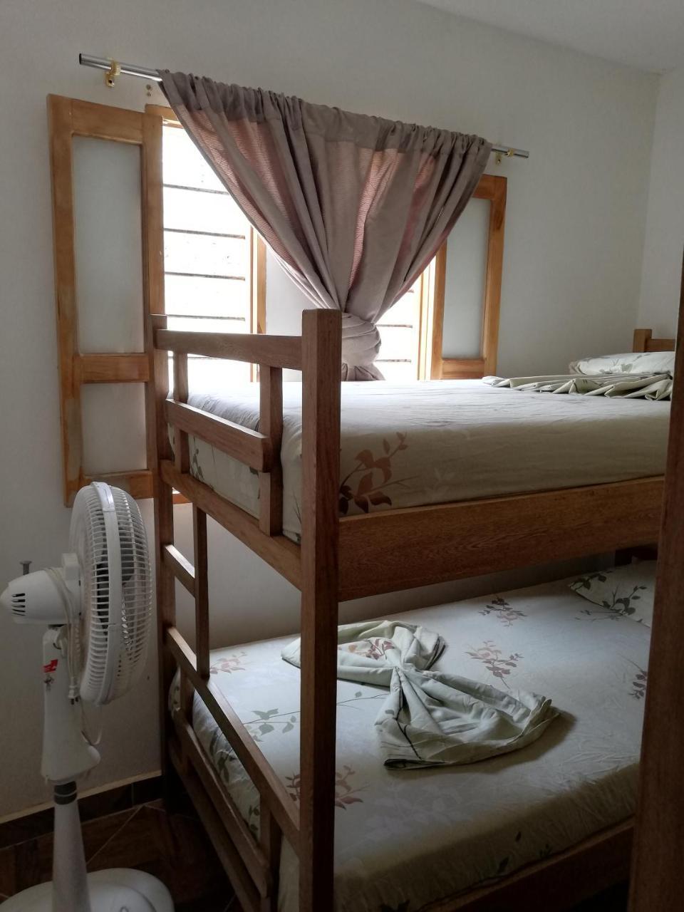 Casa Madriguena Hostel Rincon Ngoại thất bức ảnh
